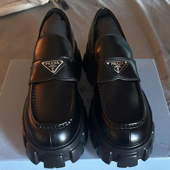Prada Women's Shoes - Picture 1 of 3